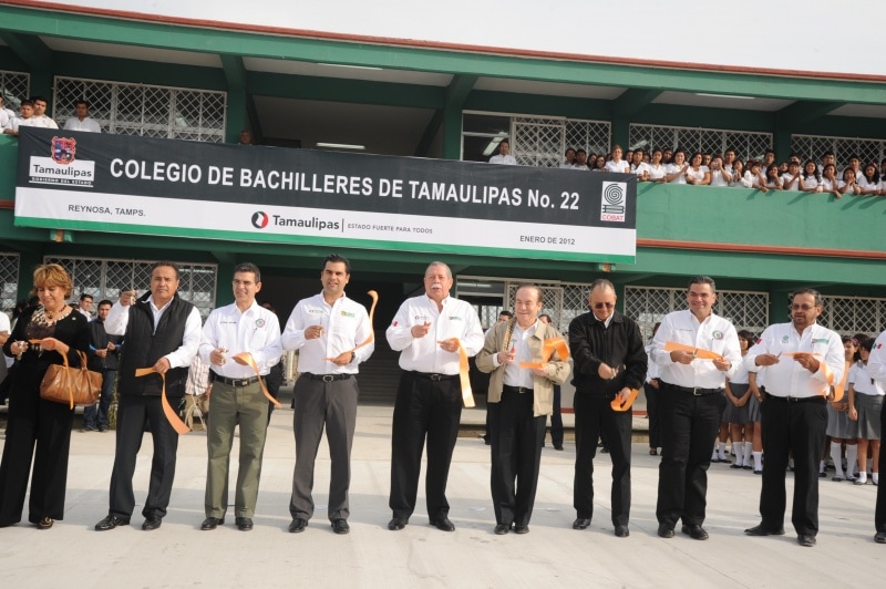 EL ING. EGIDIO TORRE CANTÚ INAUGURA EL PLANTEL 22 REYNOSA