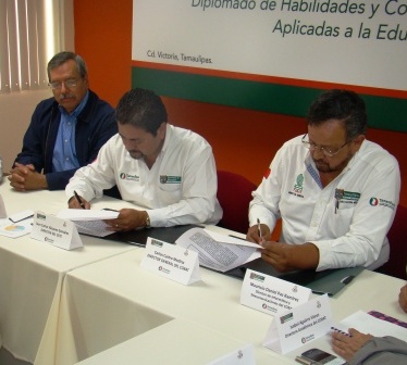 FIRMA DE ACUERDO DE COLABORACIÓN ENTRE CETE – COBAT