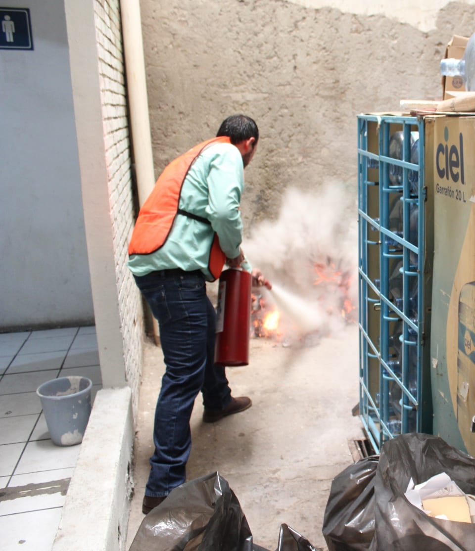 El COBAT lleva a cabo el primer simulacro en conmemoración del Sismo ocurrido en la Ciudad de México en 1985