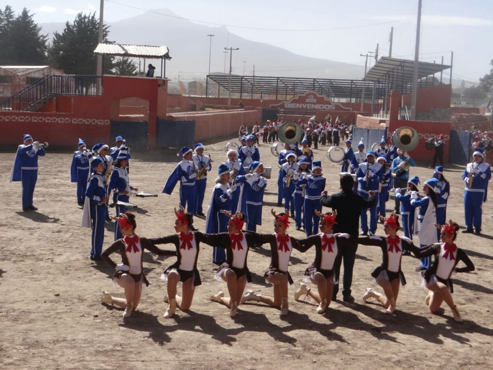 PARTICIPA MARCHING BAND DEL PLANTEL 04 TAMPICO EN DESFILE NAVIDEÑO 2017 EN TLAXCALA