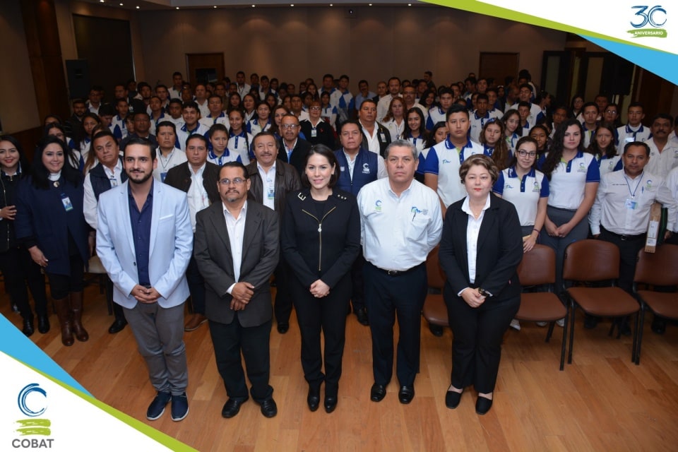 EQUIPAN A COBAT CON 20 AULAS VIRTUALES MÁS