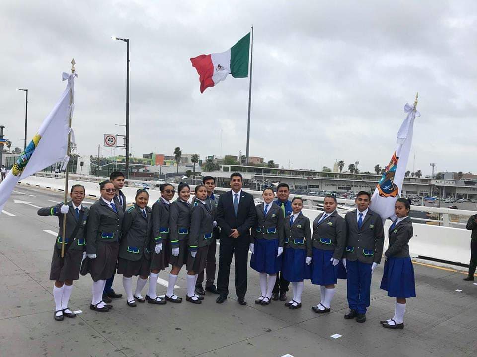 COBAT PRESENTE EN CEREMONIA “ABRAZO EN LOS DOS LAREDOS”