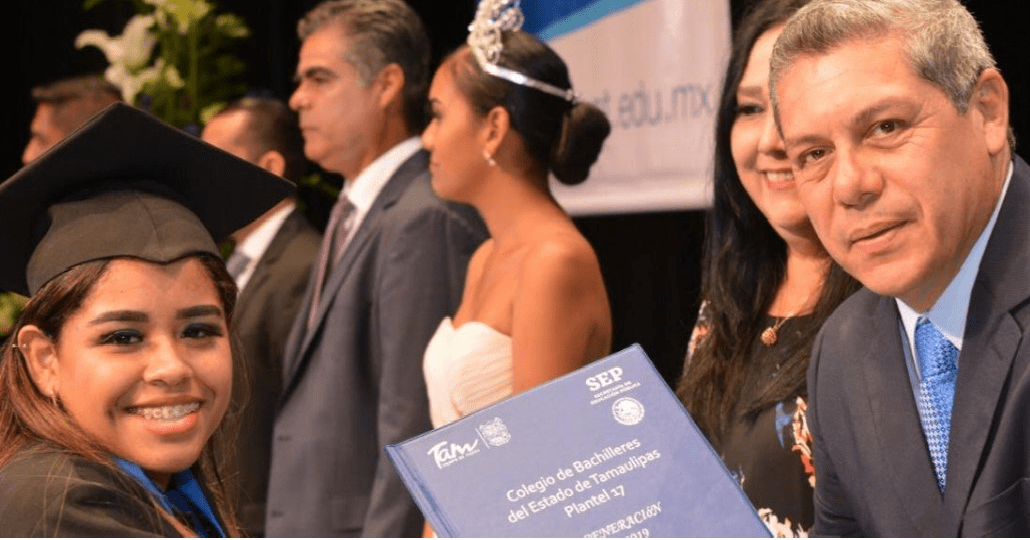 EGRESAN 4 MIL 599 JOVENES DE COBAT