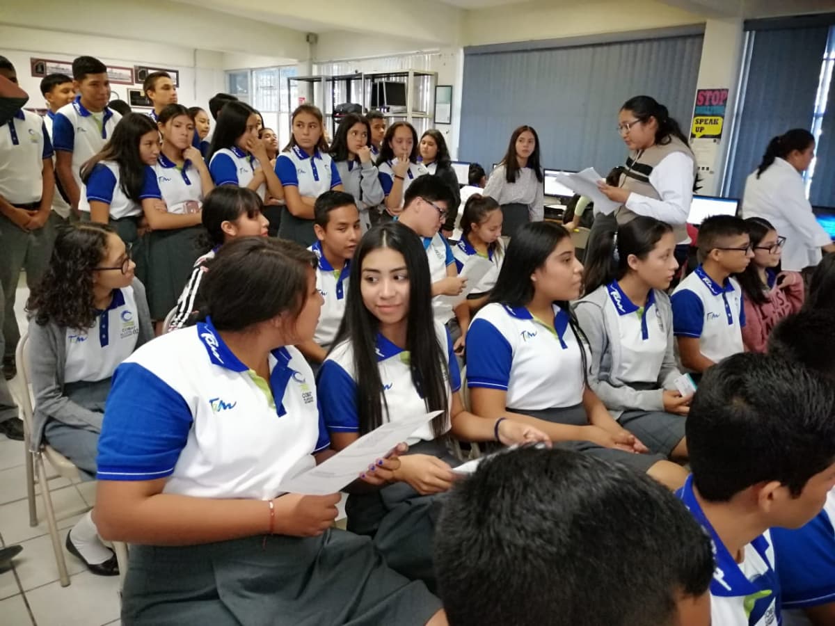Inicia entrega de estímulos académicos a jóvenes bachilleres
