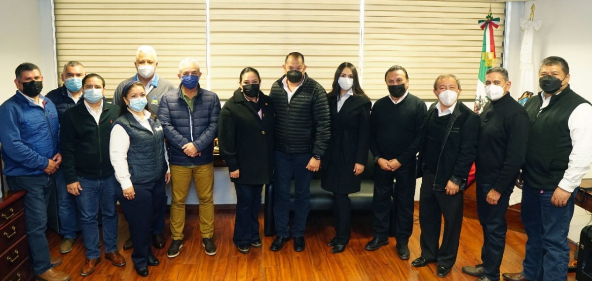 PRESIDE DIRECTOR DEL COBAT REUNIÓN DE TRABAJO CON COORDINADORES Y DIRECTORES DE ÁREA